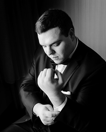 GroomGettingDressed-21