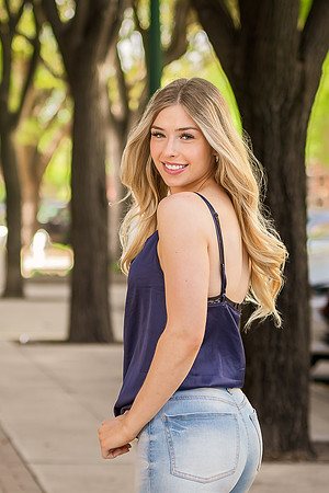Meagan_41422-211-Edit-2