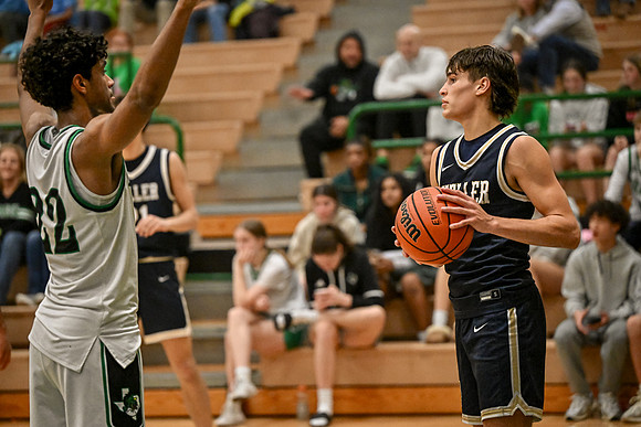 KBBvCarroll11725-344